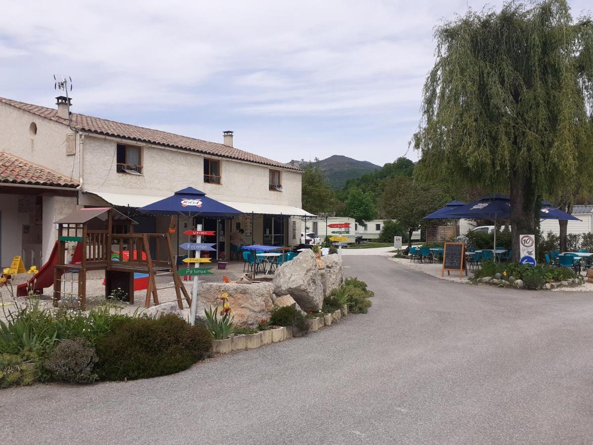 Camping Les Lavandes, カステラーヌ エクステリア 写真