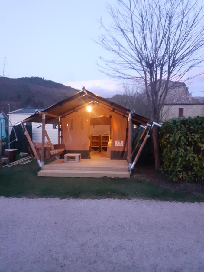 Camping Les Lavandes, カステラーヌ エクステリア 写真